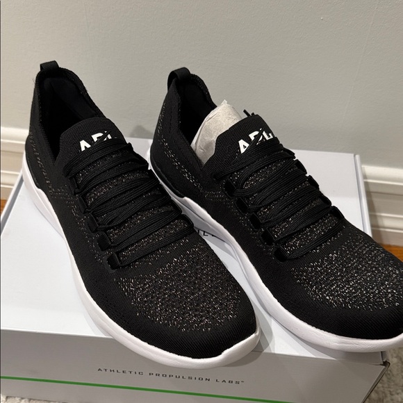 APL Techloom Breeze main image 7